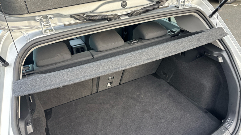 Volkswagen Golf 2.0 TDI Life 5dr DSG Diesel Hatchback